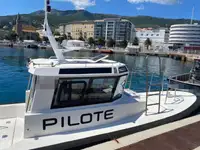 Pilotkuģis pārdod