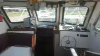 Trallers pārdod