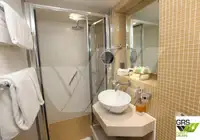 Kruīza kuģis pārdod