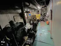 Trallers pārdod