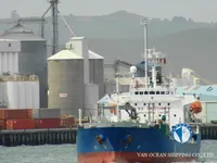 Naftas / Ķīmisko vielu tankkuģis pārdod