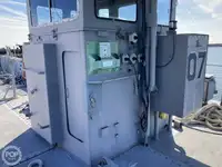 Desanta kuģis, tankkuģis pārdod