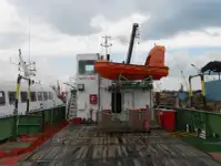 Konteinerkuģis pārdod