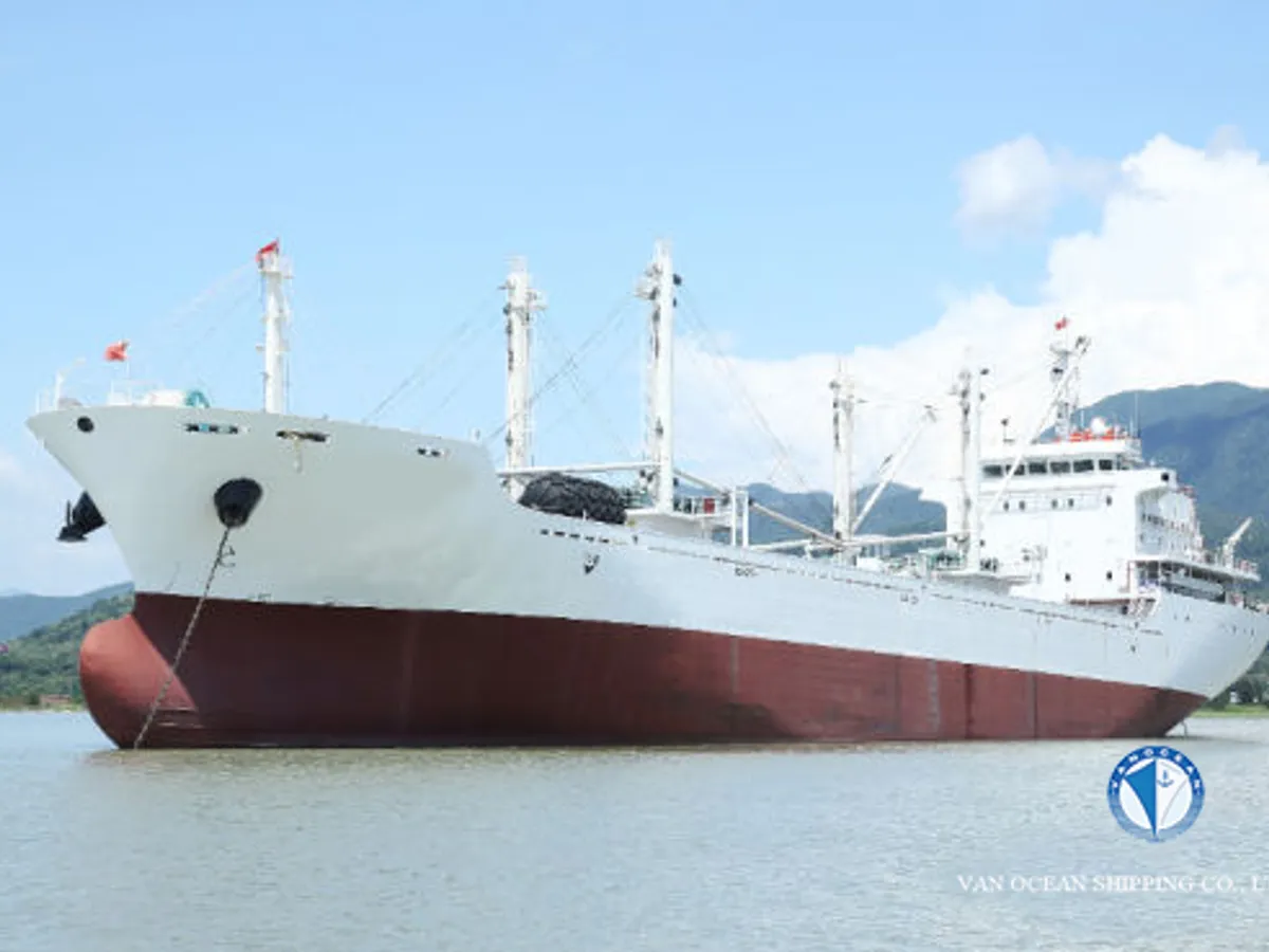 Reefer kuģis pārdod