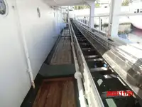 Garā līnija zvejas kuģis pārdod