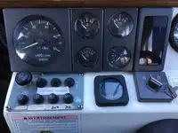 Pilotkuģis pārdod