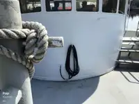 Trallers pārdod