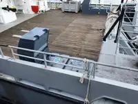 Katamarāns pārdod