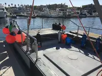Trallers pārdod