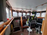 Glatēšanas laiva pārdod