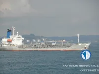 Naftas / Ķīmisko vielu tankkuģis pārdod