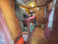 Trallers pārdod