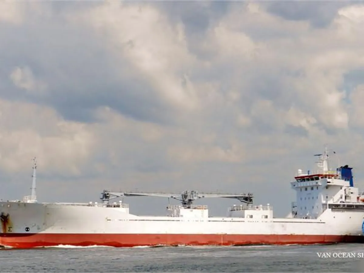 Reefer kuģis pārdod