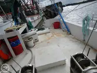 Trallers pārdod