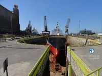 Naftas / Ķīmisko vielu tankkuģis pārdod