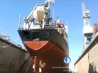 Naftas / Ķīmisko vielu tankkuģis pārdod