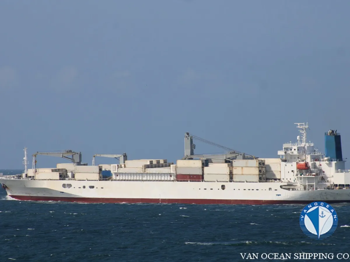 Reefer kuģis pārdod
