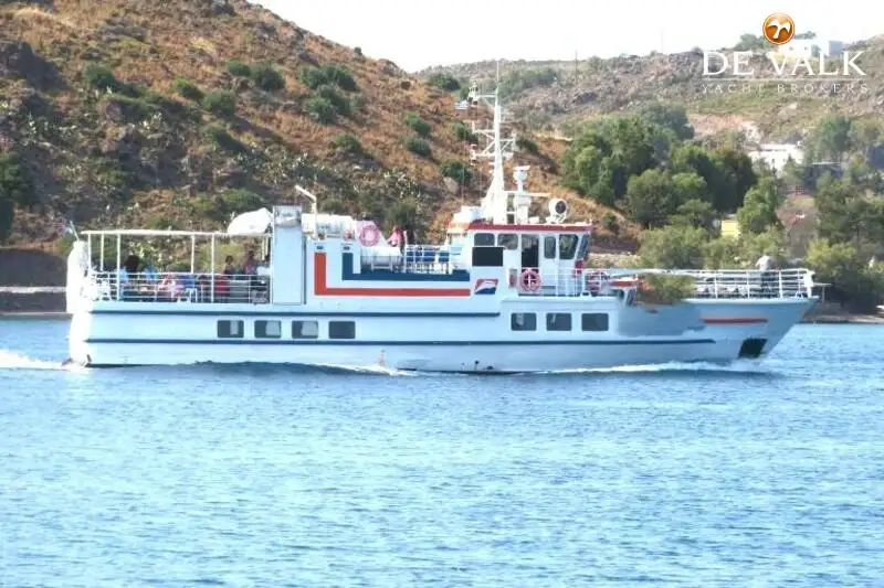 Prāmja kuģis pārdod