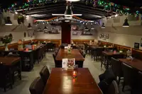 Restorāna kuģis pārdod