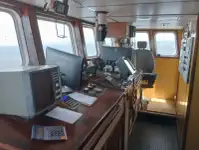 Trallers pārdod
