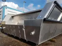 Desanta kuģis, tankkuģis pārdod