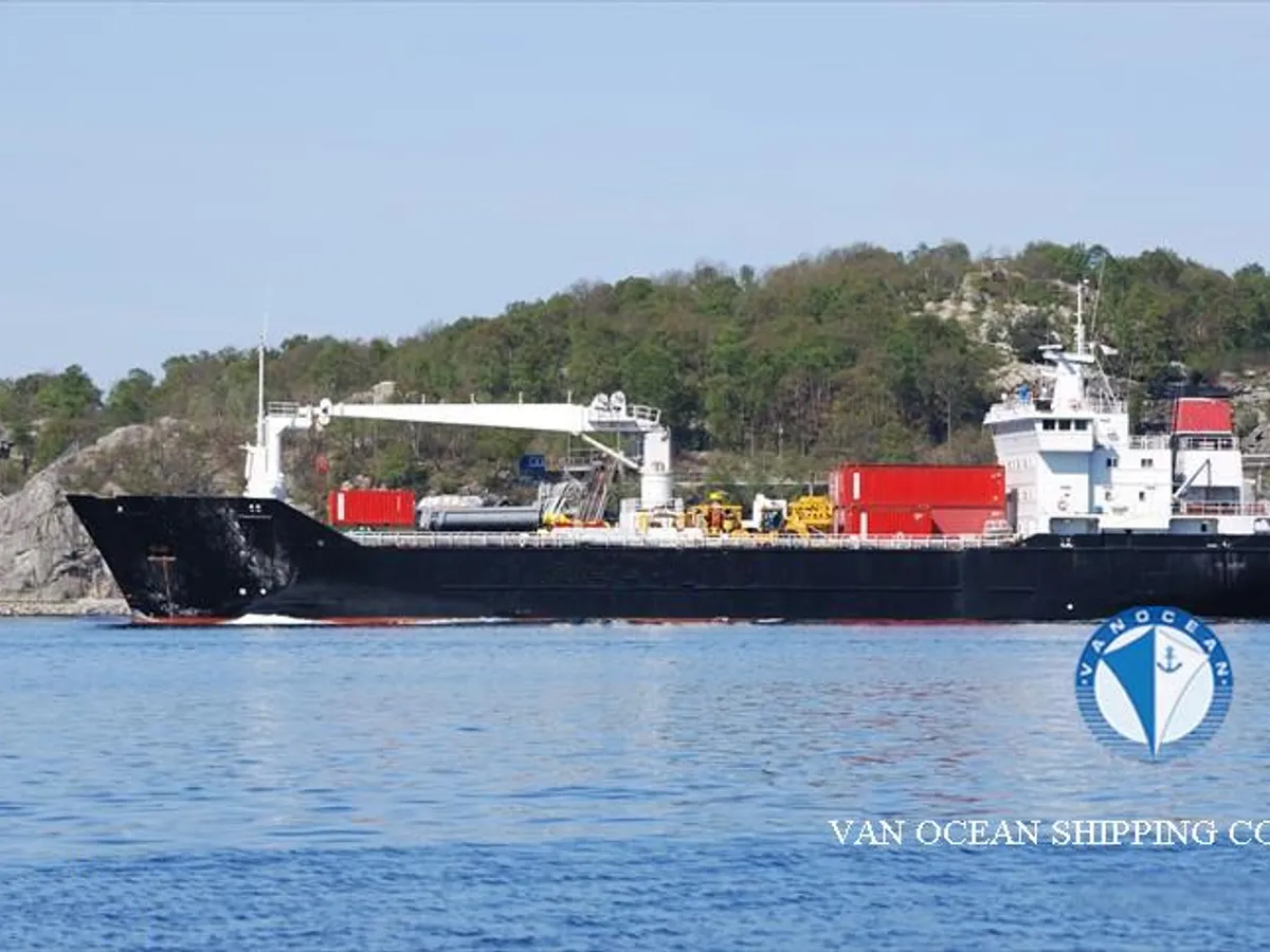 Reefer kuģis pārdod