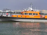 Pilotkuģis pārdod