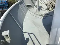 Trallers pārdod
