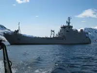 Desanta kuģis, tankkuģis pārdod
