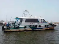 Loču laiva pārdošanā