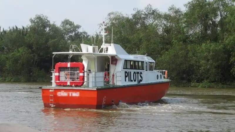 Patruļkuģis pārdod