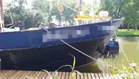 Trallers pārdod