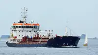 Oil/Chemical tanker pārdošanā