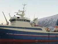 Trallers pārdod
