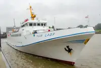 Kruīza kuģis pārdod