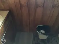 Trallers pārdod