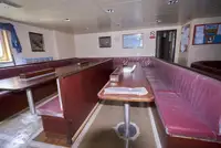 Trallers pārdod