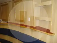Trallers pārdod
