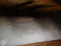 Trallers pārdod