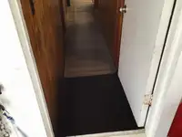 Trallers pārdod