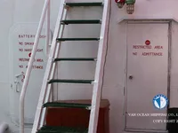 Naftas / Ķīmisko vielu tankkuģis pārdod