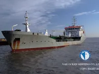 Naftas / Ķīmisko vielu tankkuģis pārdod