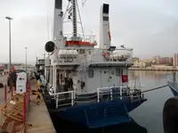 Darba laivas pārdod
