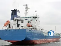 Naftas / Ķīmisko vielu tankkuģis pārdod
