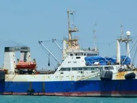 Trallers pārdod