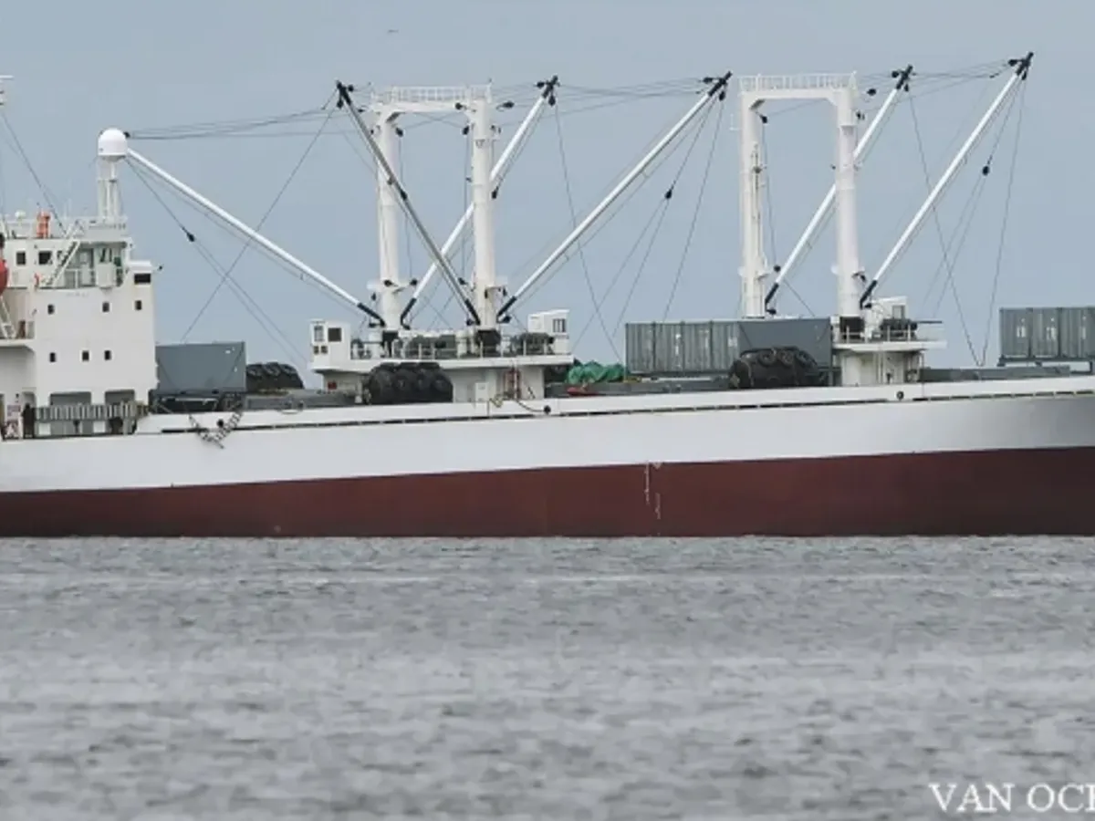 Reefer kuģis pārdod