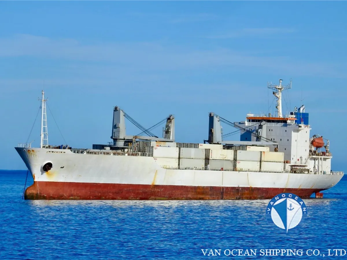Reefer kuģis pārdod