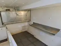 Garā līnija zvejas kuģis pārdod