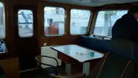 Trallers pārdod