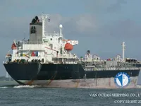 Naftas / Ķīmisko vielu tankkuģis pārdod